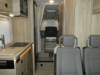 2026 Winnebago EKKO - Photo 5