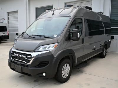 2027 Thor Motor Coach TELLARO — photo 24 view