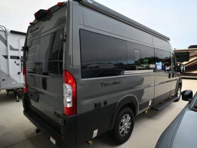 2027 Thor Motor Coach TELLARO — photo 25 view