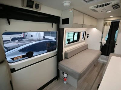 2027 Thor Motor Coach TELLARO — photo 15 view
