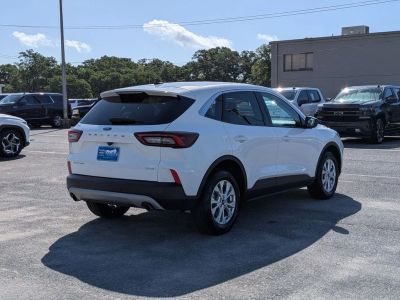 2024 Ford Escape — detail view