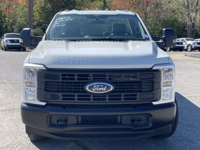 2025 Ford Chassis Cab — photo 8 view