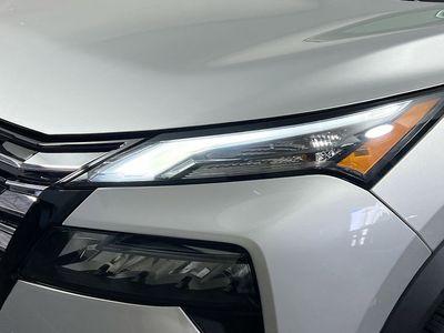 2024 Nissan Rogue — photo 9 view