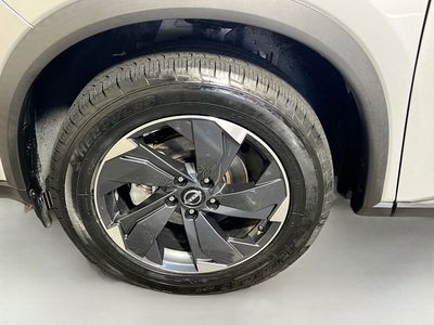 2024 Nissan Rogue — photo 11 view