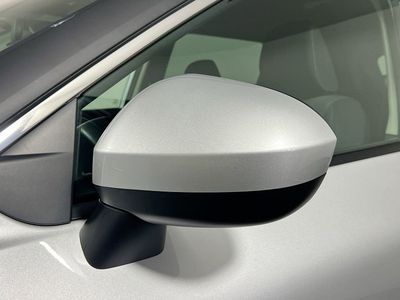 2024 Nissan Rogue — photo 10 view