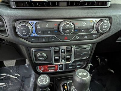 2026 Jeep Wrangler — photo 23 view