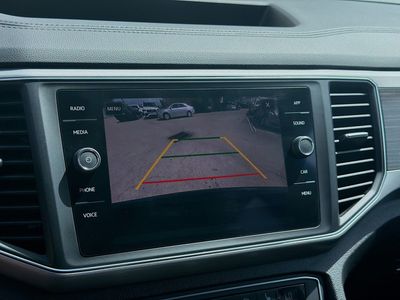 2019 Volkswagen Atlas — photo 11 view