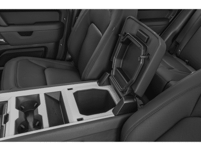 2026 Land Rover Defender 110 — photo 11 view