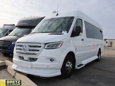 2025 OGV Luxury Coach V-RV - Photo 1