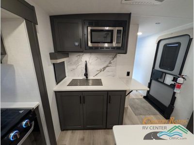 2026 Forest River Flagstaff Super Lite — photo 17 view