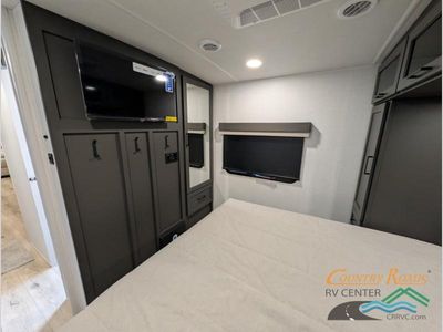 2026 Forest River Flagstaff Super Lite — photo 24 view