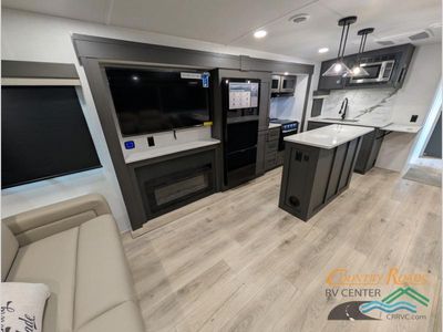 2026 Forest River Flagstaff Super Lite — photo 12 view