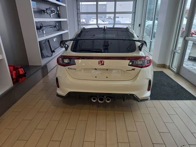 2024 Honda Civic Type R Manual - Photo 6