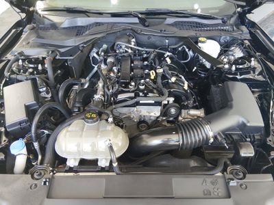 2023 Ford Mustang - Photo 9