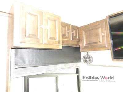 2018 Tiffin Motorhomes Phaeton - Photo 14