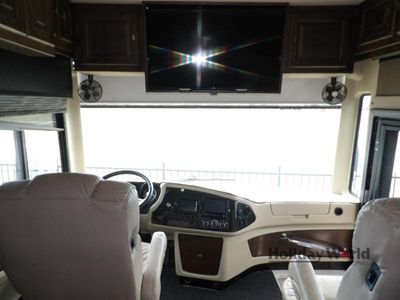 2018 Tiffin Motorhomes Phaeton - Photo 6