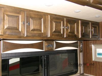 2018 Tiffin Motorhomes Phaeton - Photo 16