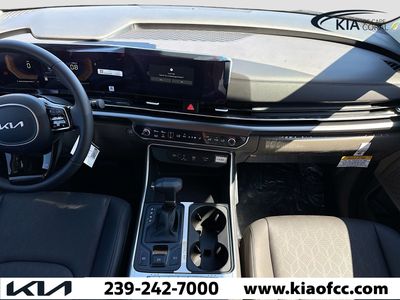 2026 Kia Carnival — photo 17 view