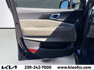 2026 Kia Carnival — photo 21 view