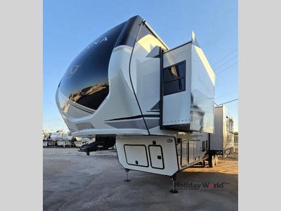 2025 Keystone Montana — side profile view