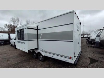 2026 Coachmen RV Freedom Express Select — photo 9 view