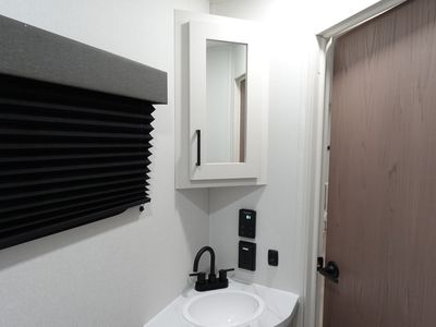 2026 Grand Design Solitude - Photo 10