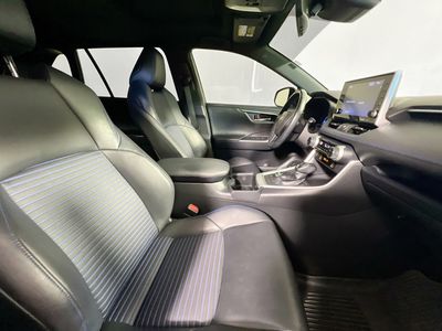 2022 Toyota RAV4 Hybrid - Photo 27