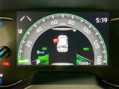 2022 Toyota RAV4 Hybrid - Photo 19