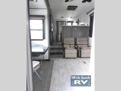 2023 Keystone RV Montana - Photo 10