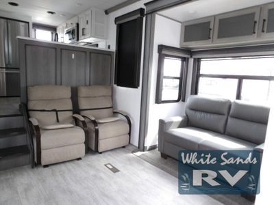 2023 Keystone RV Montana - Photo 18