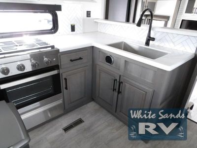 2023 Keystone RV Montana - Photo 14