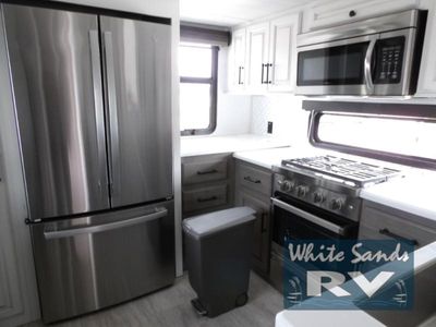 2023 Keystone RV Montana - Photo 15