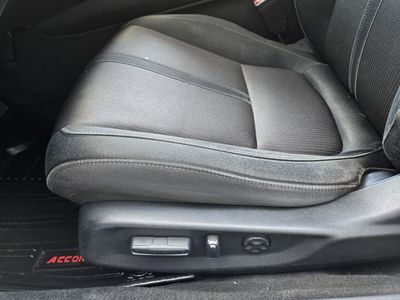 2018 Honda Accord - Photo 16