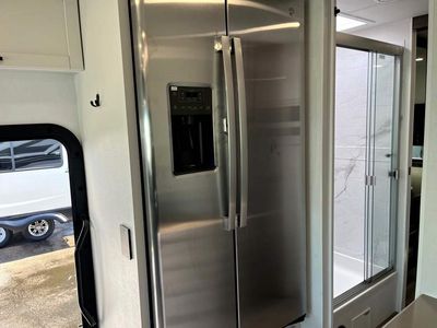 2026 Jayco Precept — photo 15 view
