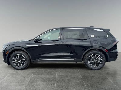 2026 Lincoln Nautilus — rear three-quarter view