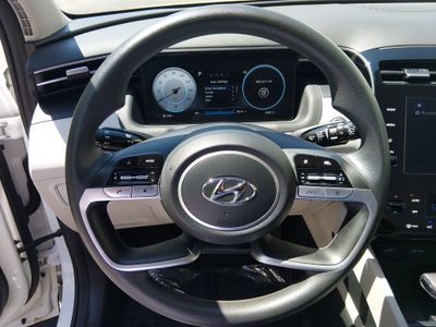 2024 Hyundai Tucson — photo 12 view