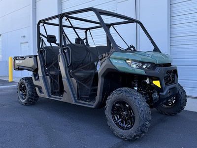 2025 Can-Am Defender MAX DPS HD7 Compass Green — detail view