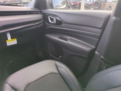 2026 Jeep Compass — photo 17 view