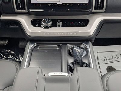 2026 Ford Expedition Max — photo 19 view