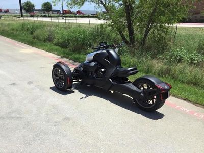 2025 Can-Am Ryker Rotax 600 ACE — interior view