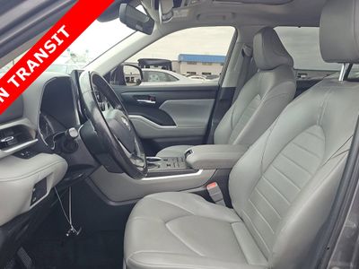 2022 Toyota Highlander - Photo 6