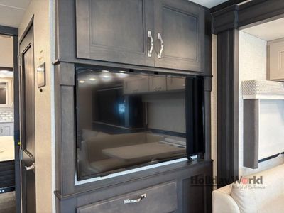 2024 Thor Motor Coach Aria - Photo 14