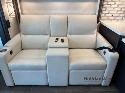 2024 Thor Motor Coach Aria - Photo 24