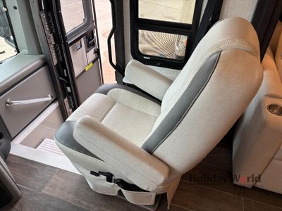 2024 Thor Motor Coach Aria - Photo 9