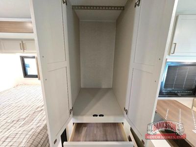 2026 Entrada 2200S — photo 22 view