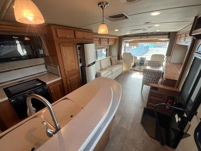 2016 Winnebago Vista LX — photo 22 view