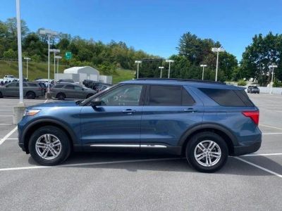 2020 Ford Explorer — side profile view