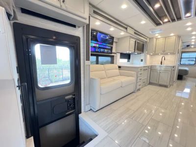 2026 Tiffin ALLEGRO BAY - Photo 6