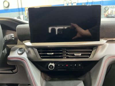 2026 Ford Explorer - Photo 11