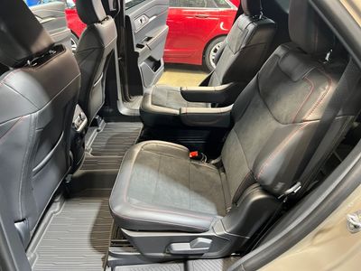 2026 Ford Explorer - Photo 18